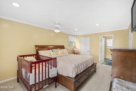 51 Aspen Circle Albany NY 12208