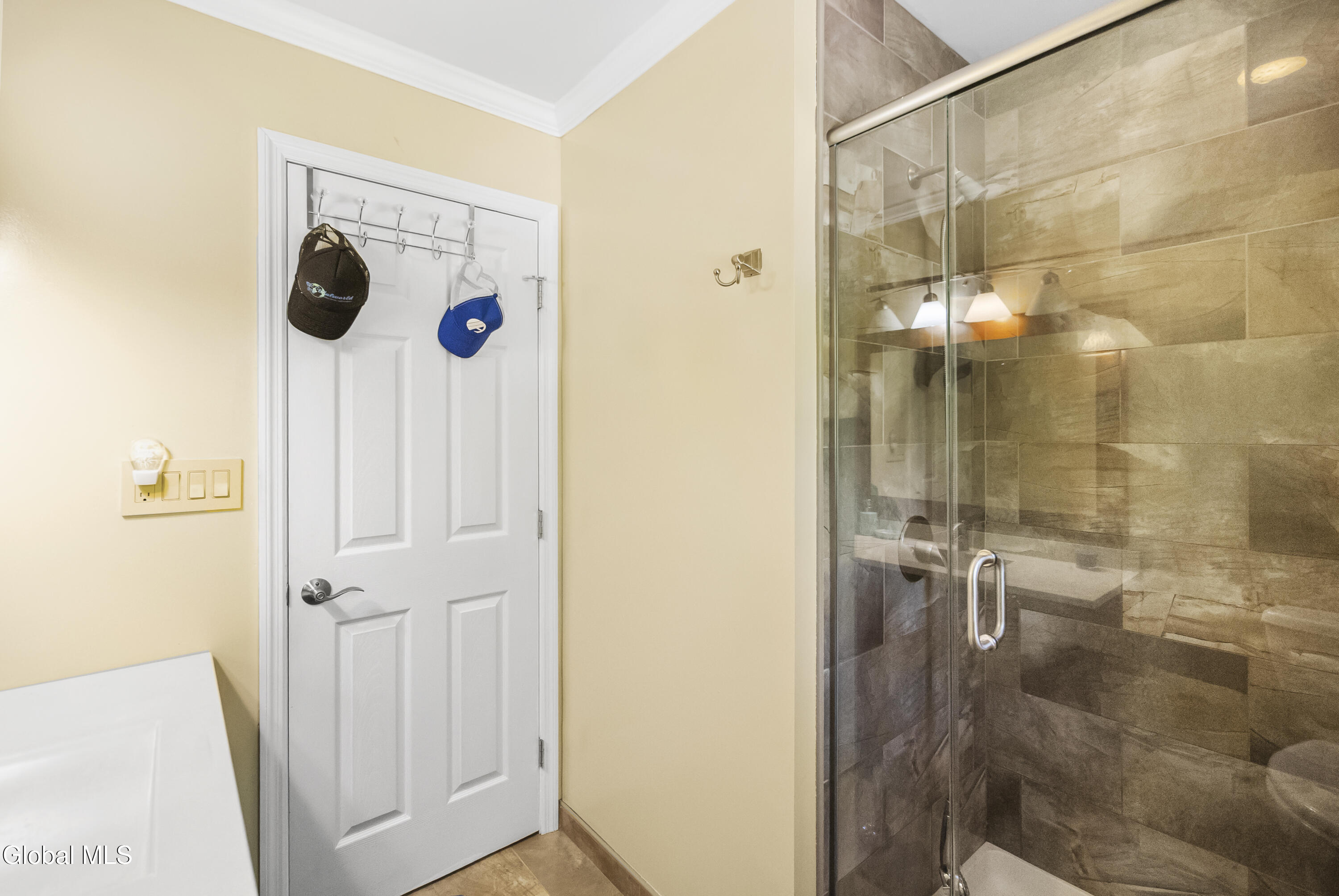 51 Aspen Circle Albany NY 12208