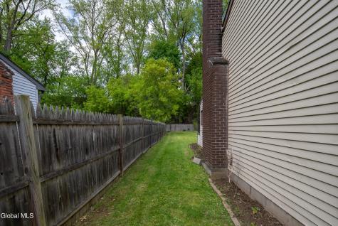 51 Aspen Circle Albany NY 12208