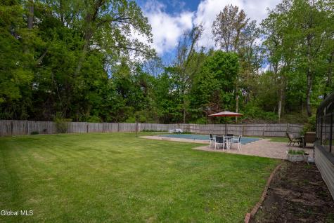 51 Aspen Circle Albany NY 12208
