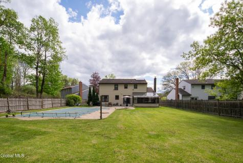 51 Aspen Circle Albany NY 12208