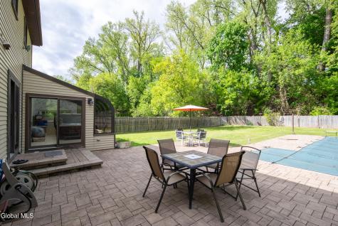 51 Aspen Circle Albany NY 12208