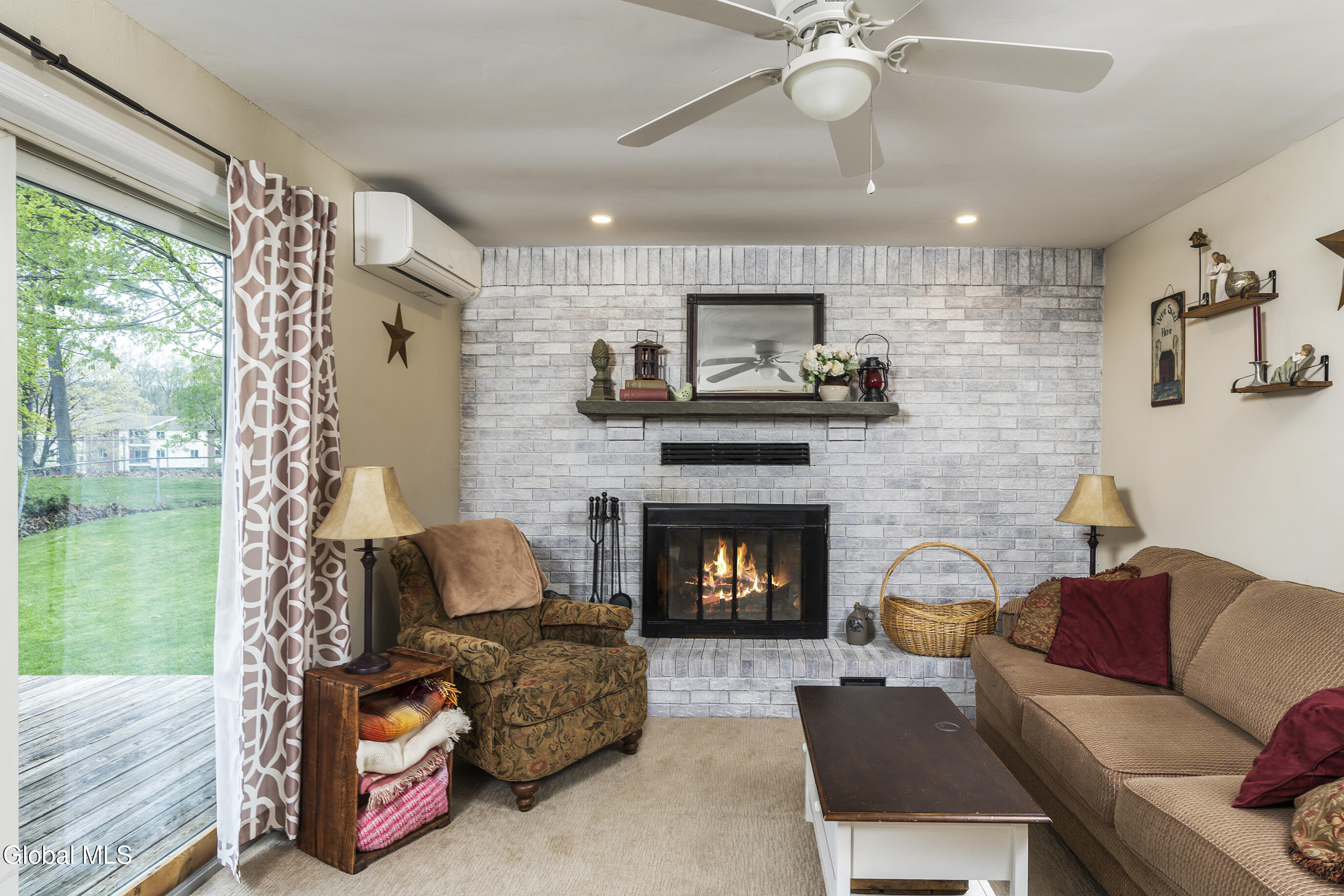 61 Woodlawn Drive Ravena NY 12143