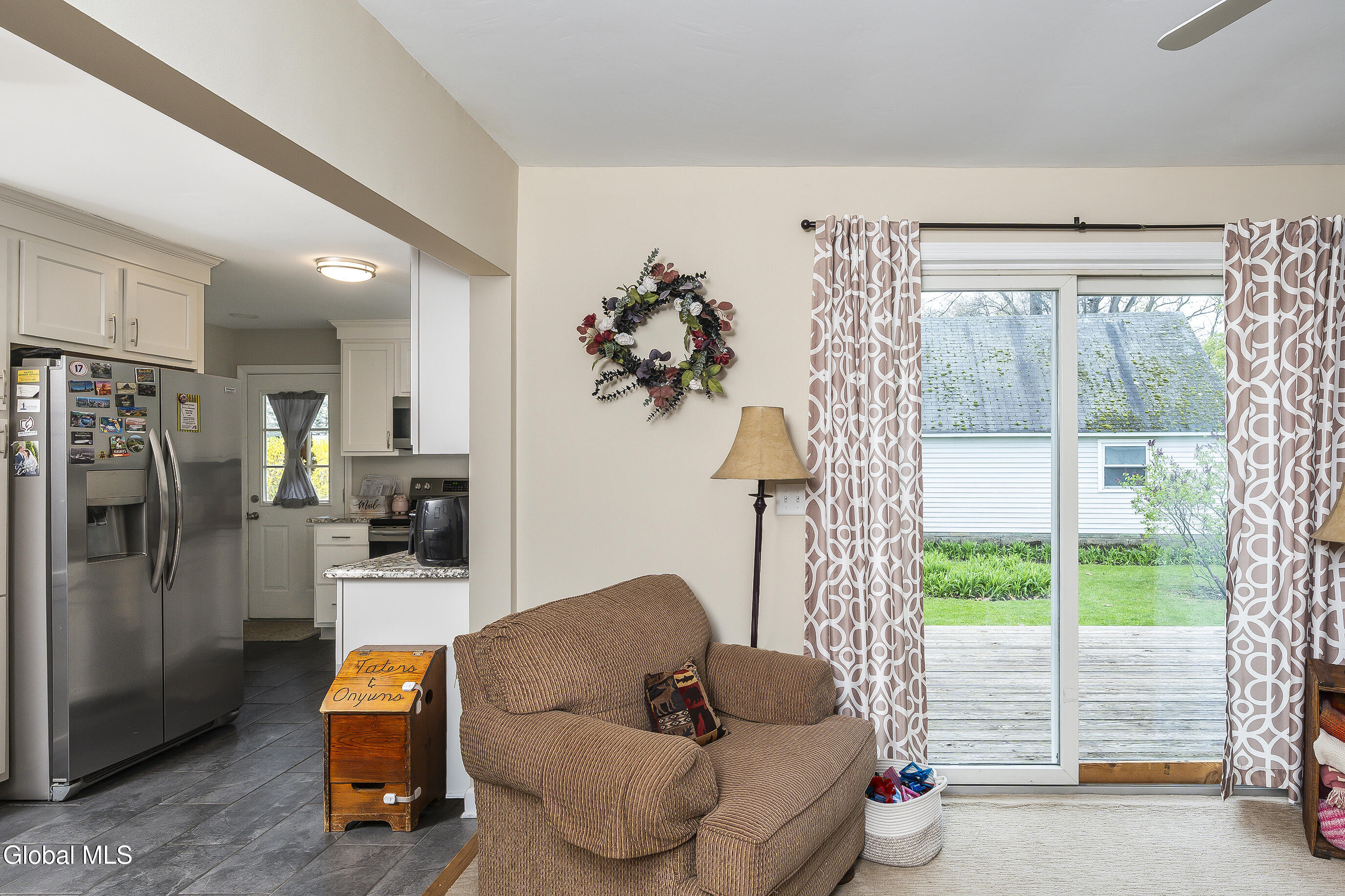 61 Woodlawn Drive Ravena NY 12143