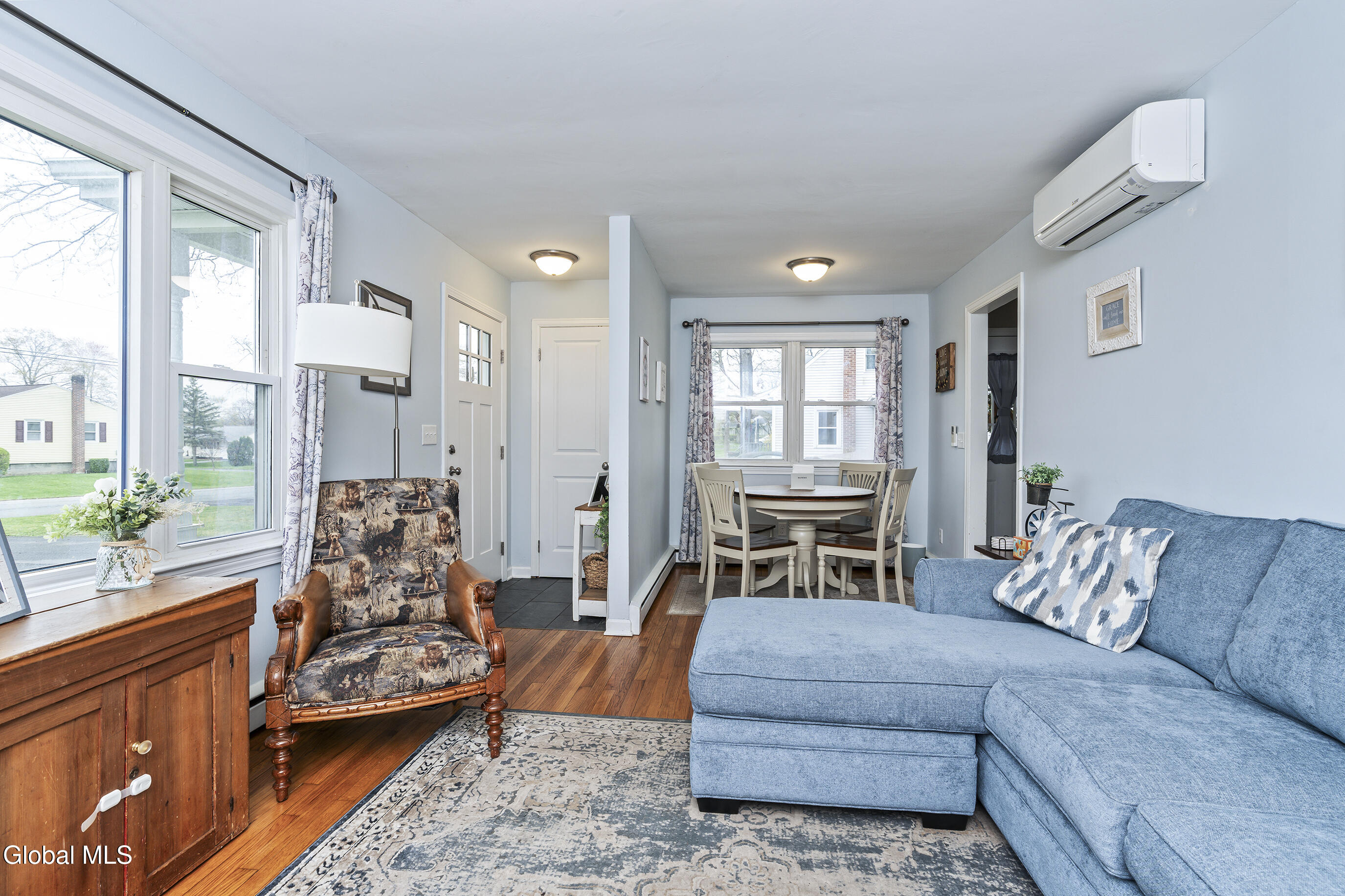 61 Woodlawn Drive Ravena NY 12143