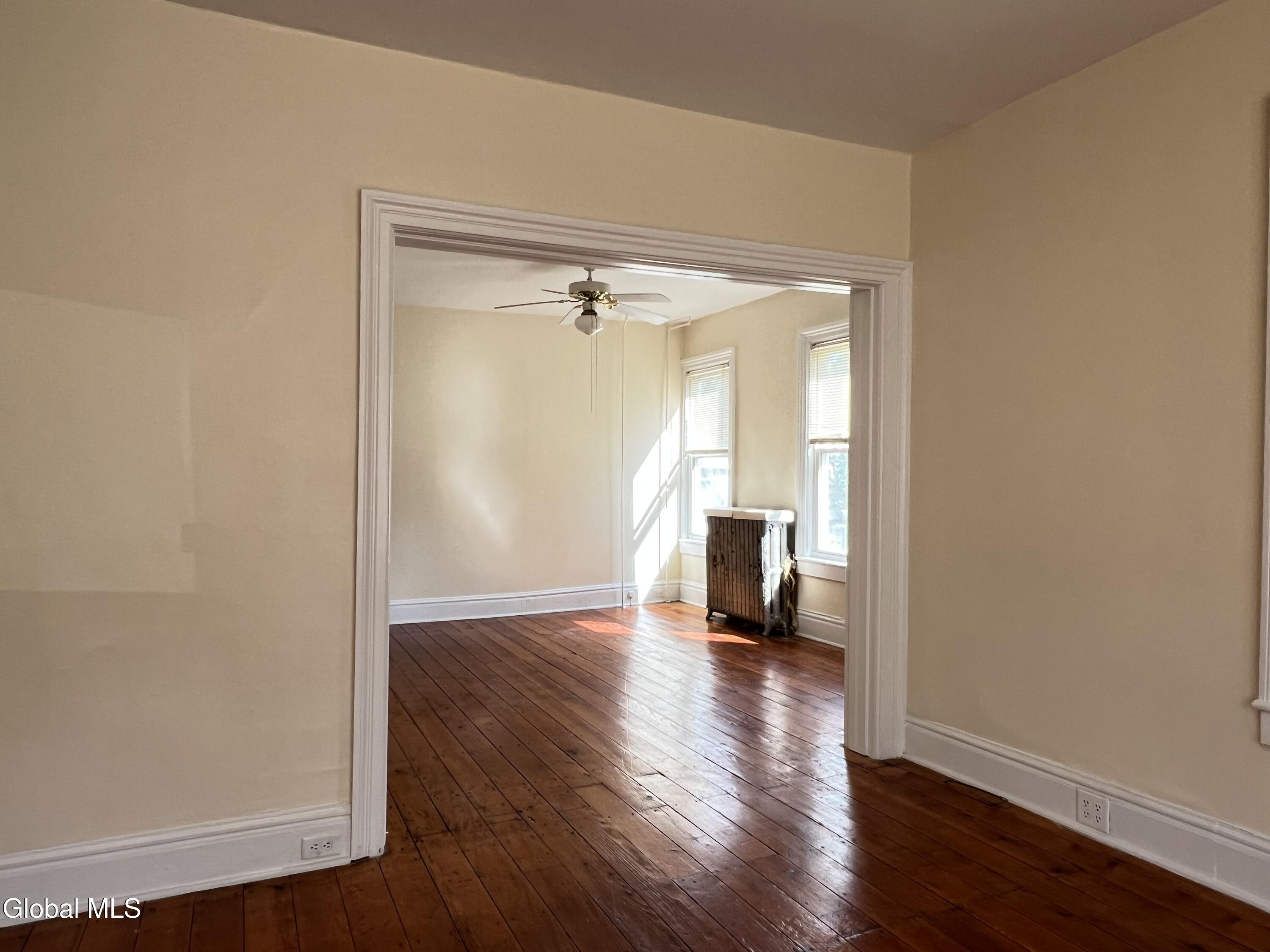 9 N Franklin Street Athens NY 12015