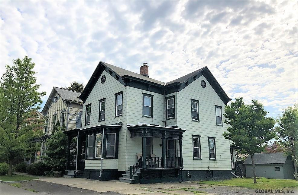 9 N Franklin Street Athens NY 12015