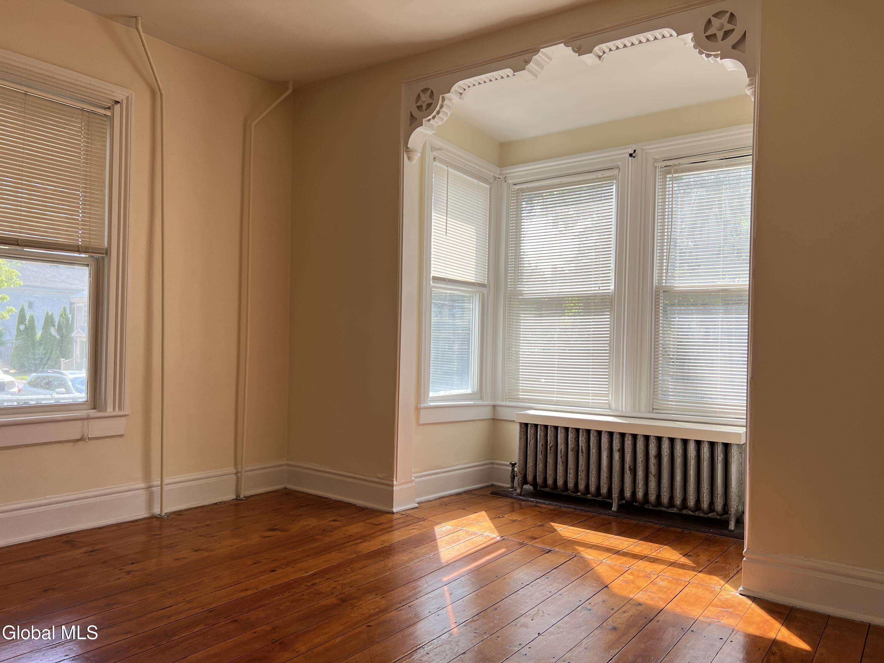 9 N Franklin Street Athens NY 12015
