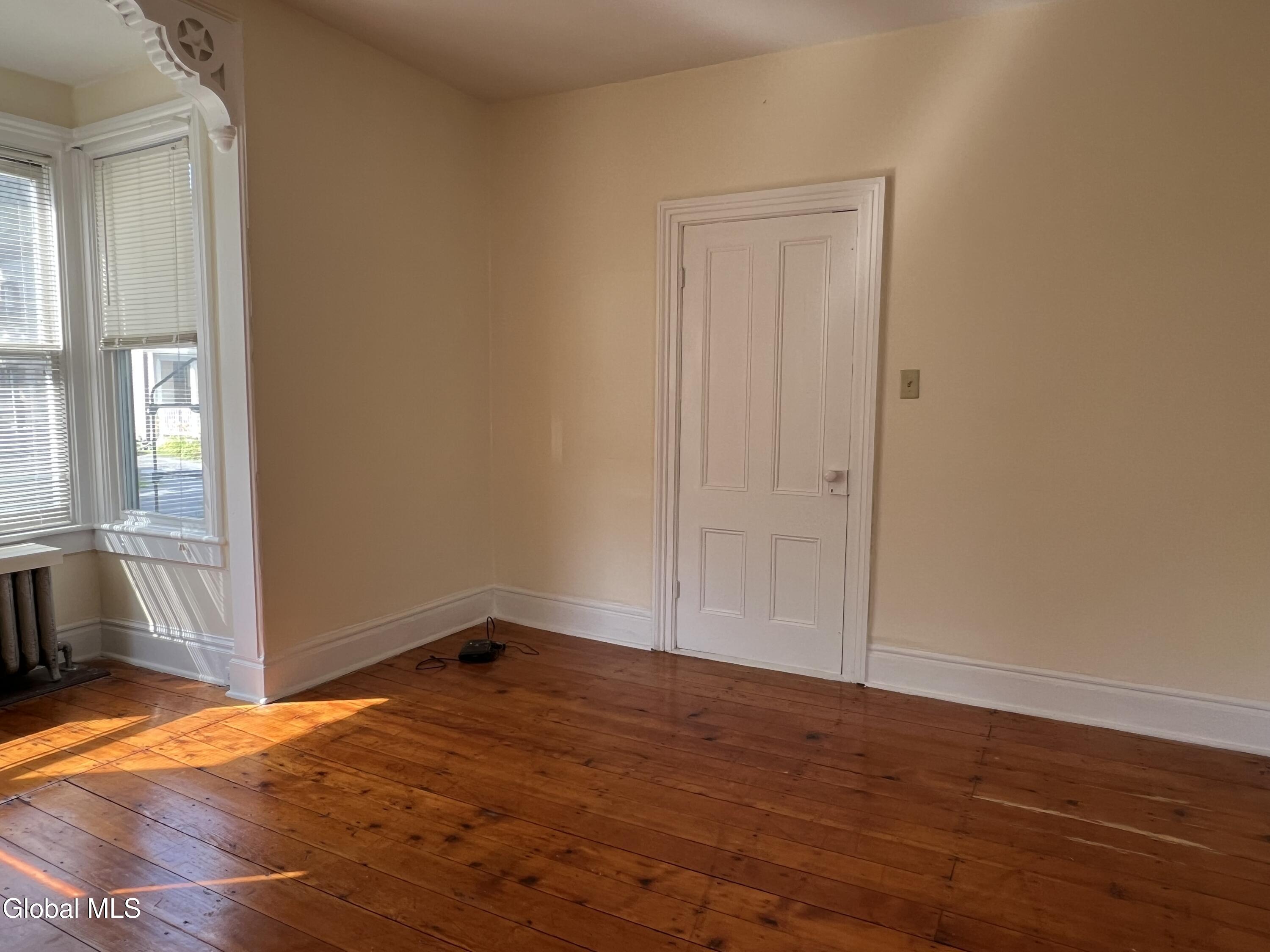 9 N Franklin Street Athens NY 12015
