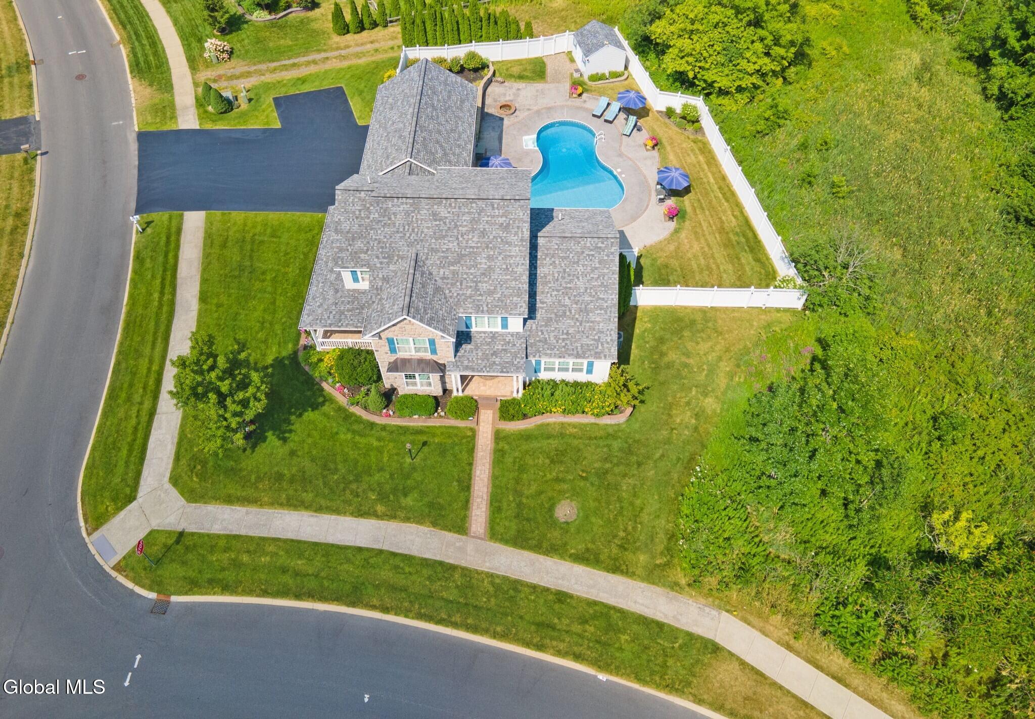 18 Willis Way Malta NY 12020