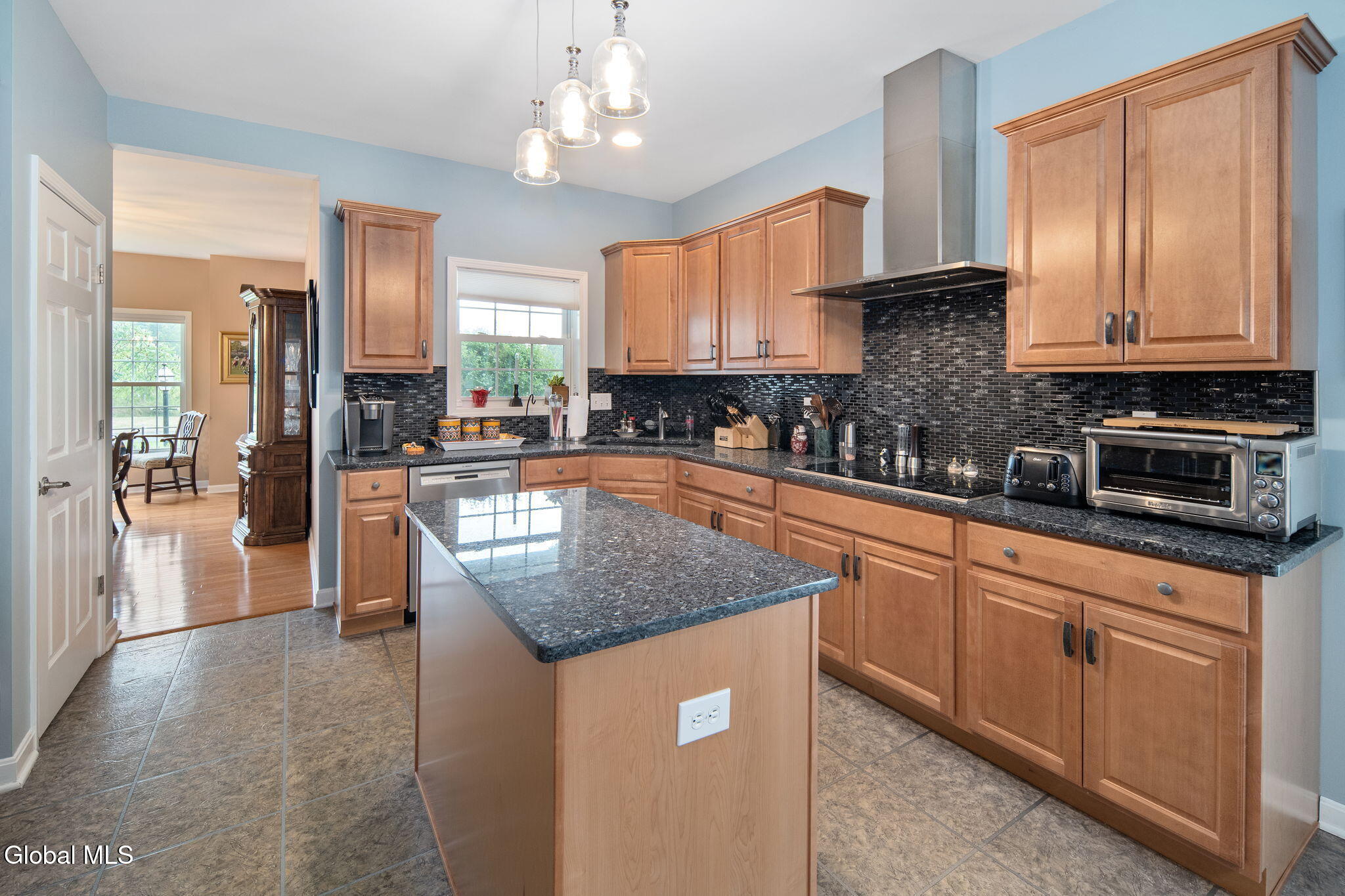 18 Willis Way Malta NY 12020