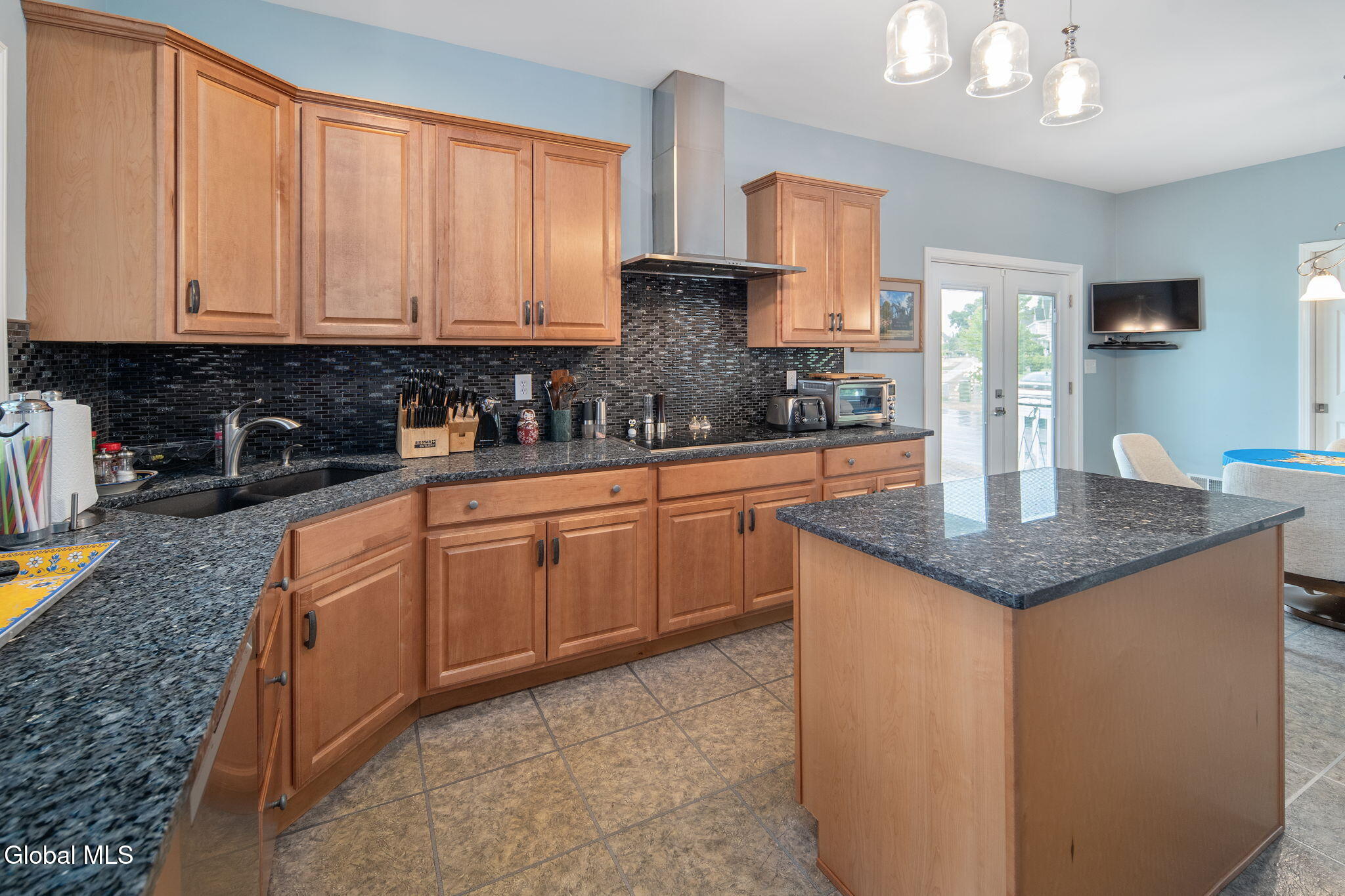 18 Willis Way Malta NY 12020