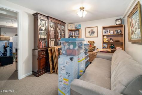 18 Willis Way Malta NY 12020