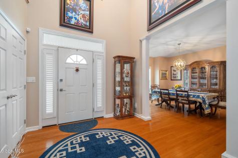 18 Willis Way Malta NY 12020