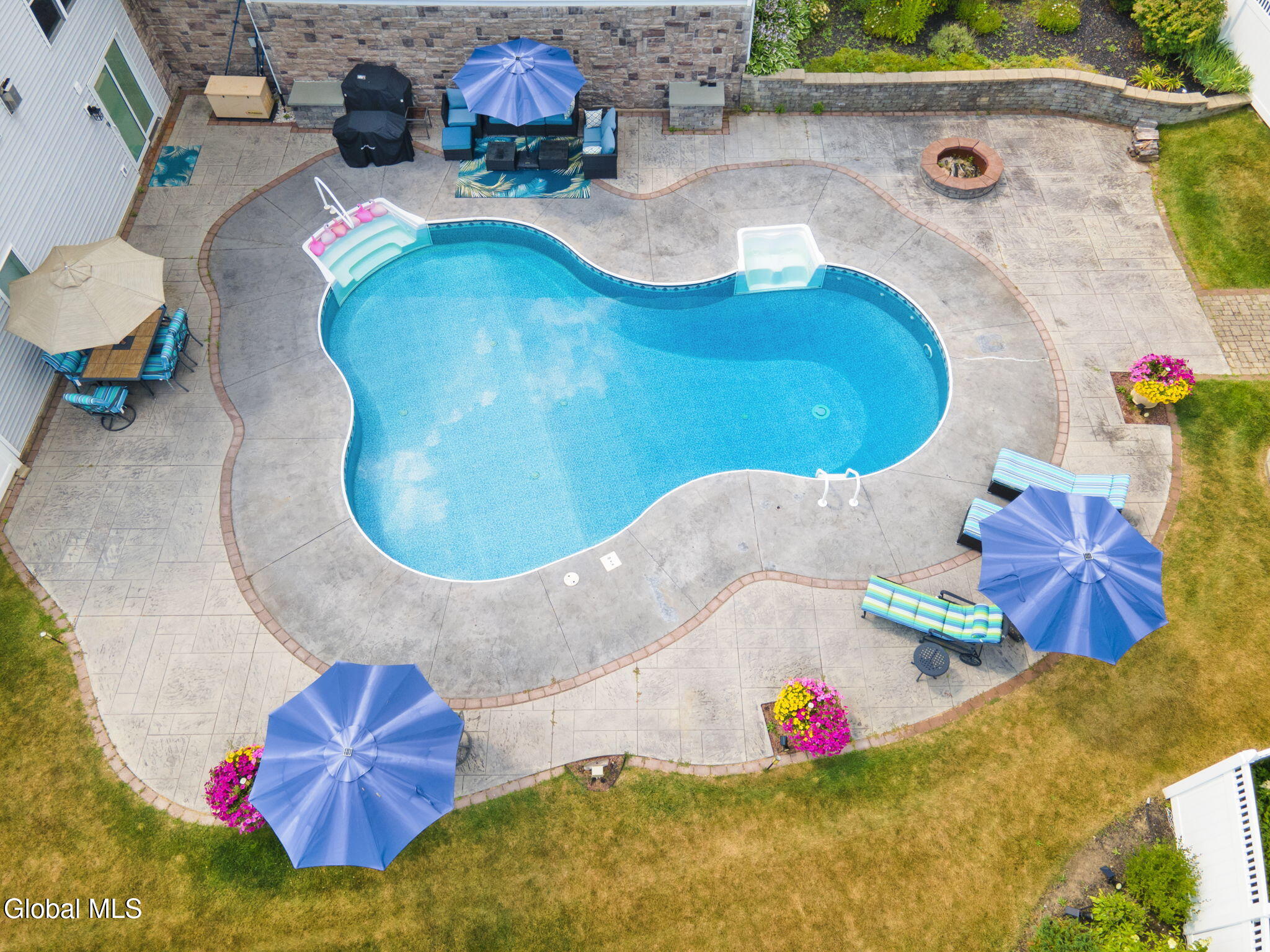 18 Willis Way Malta NY 12020