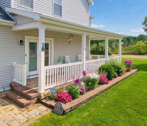 18 Willis Way Malta NY 12020