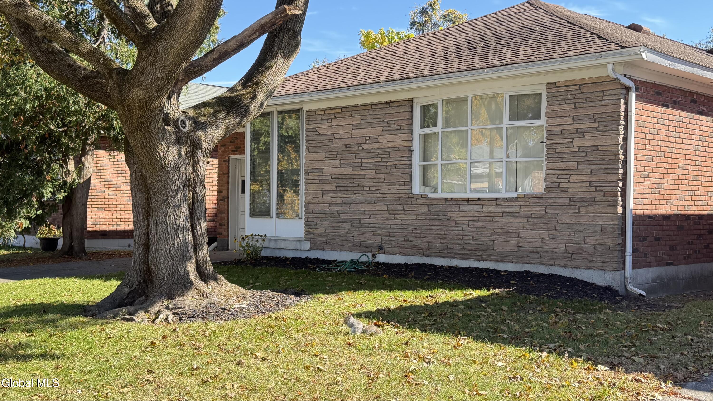 89 Edgewood Avenue Albany NY 12203
