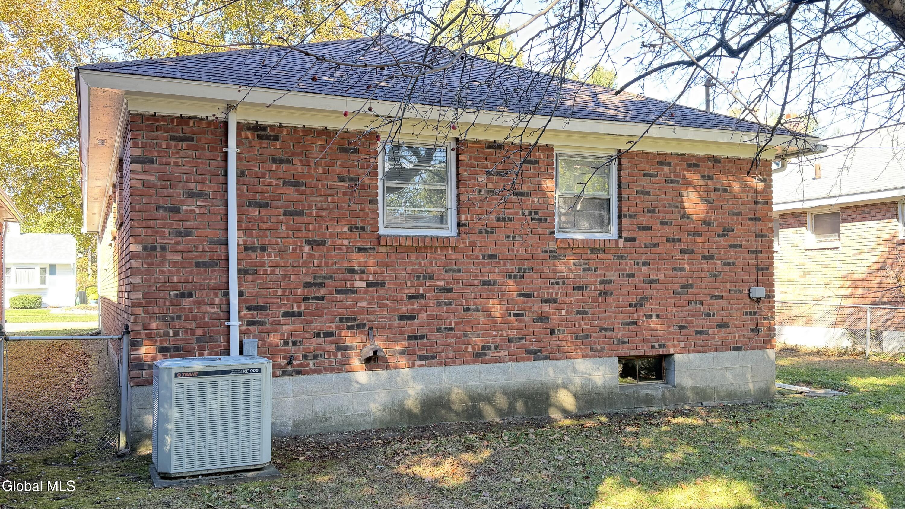 89 Edgewood Avenue Albany NY 12203