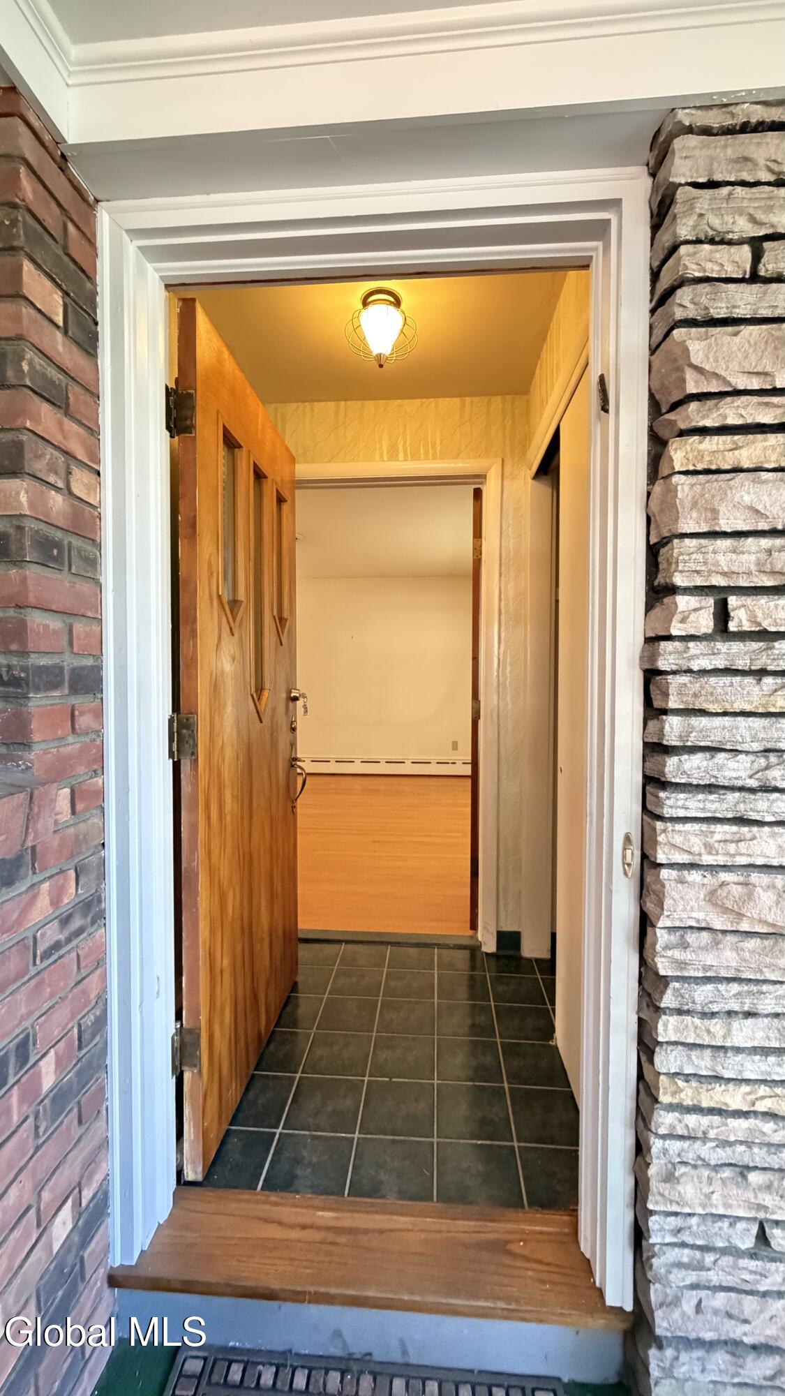 89 Edgewood Avenue Albany NY 12203