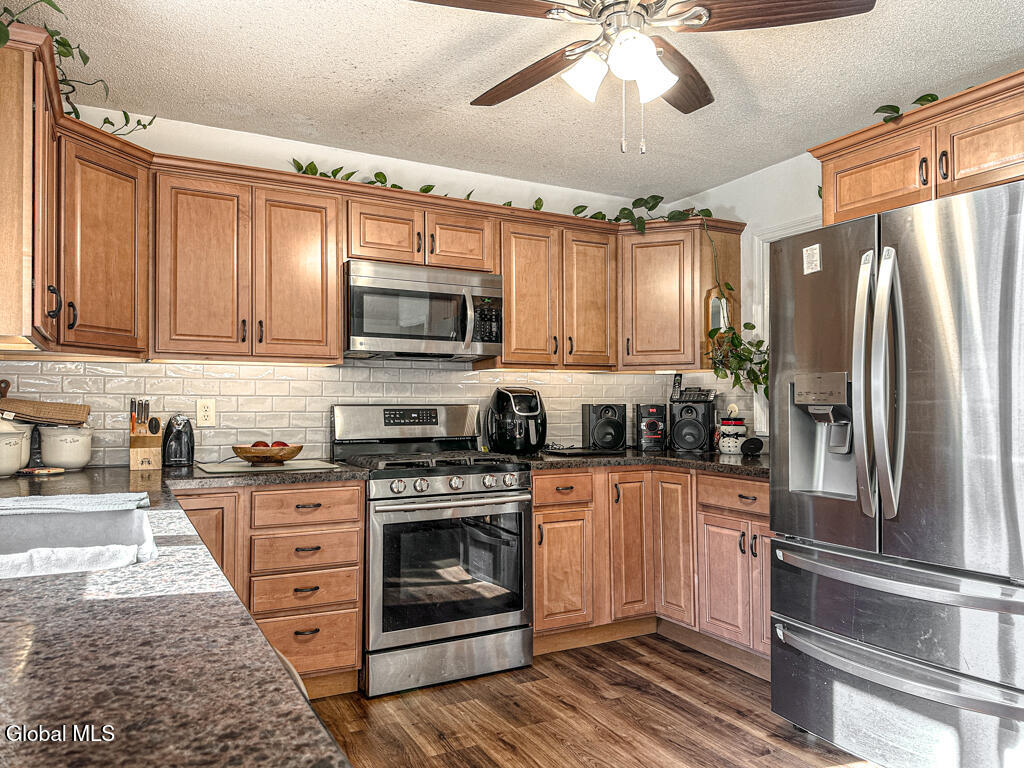 3 Fox Farm Road Queensbury NY 12804