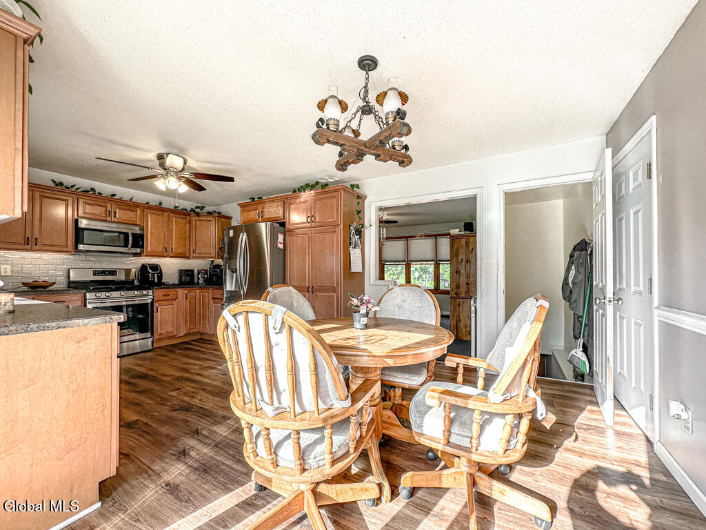 3 Fox Farm Road Queensbury NY 12804