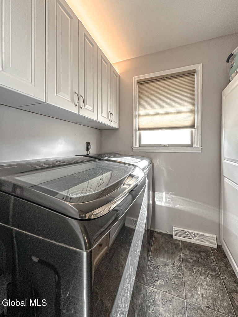 3 Fox Farm Road Queensbury NY 12804