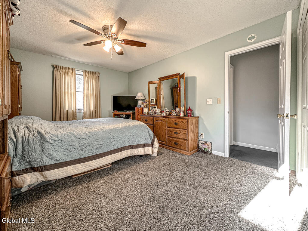 3 Fox Farm Road Queensbury NY 12804