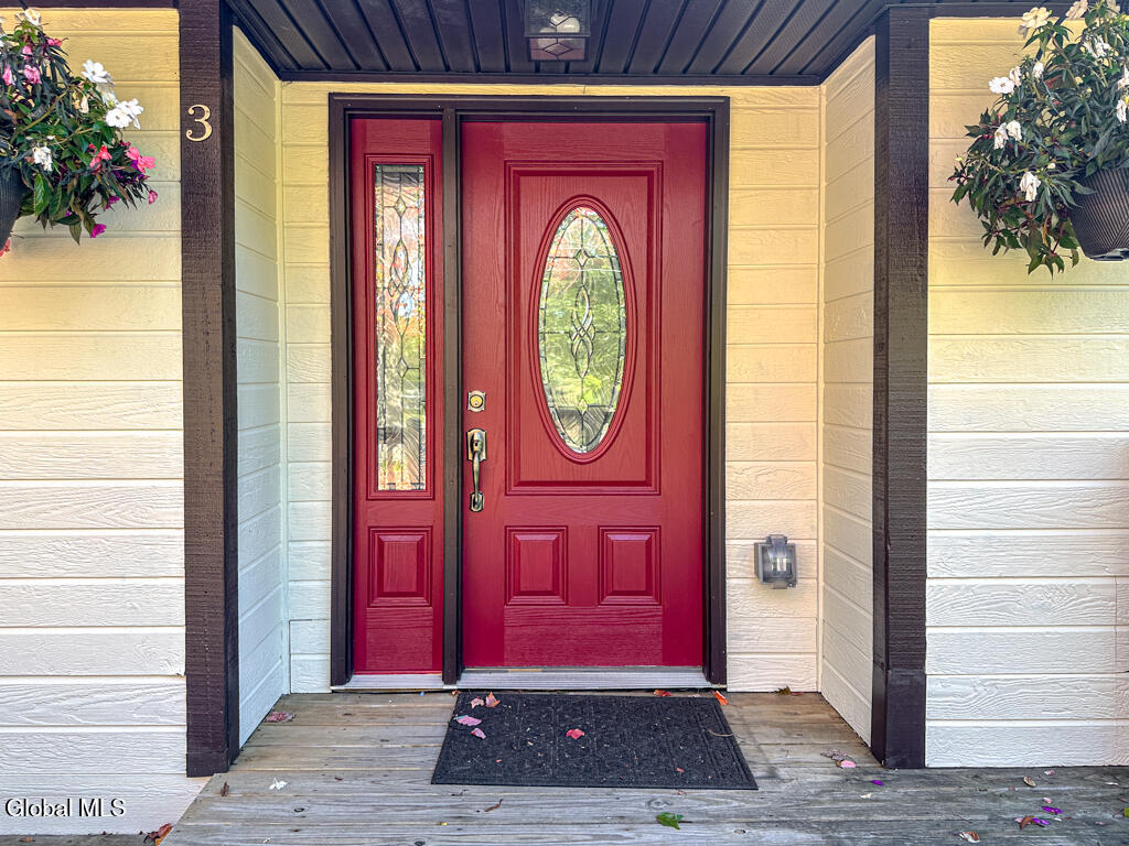 3 Fox Farm Road Queensbury NY 12804