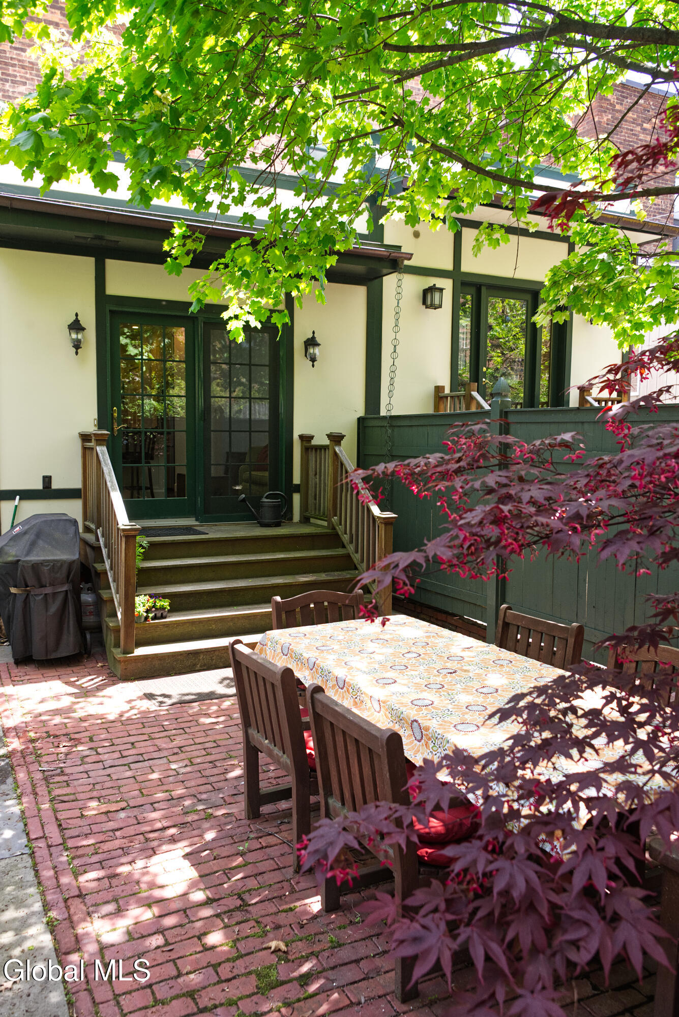 63 S Lake Avenue Albany NY 12203