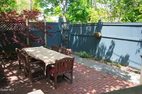 63 S Lake Avenue Albany NY 12203