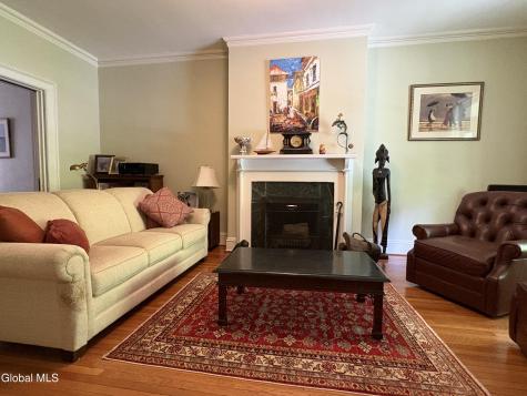 63 S Lake Avenue Albany NY 12203