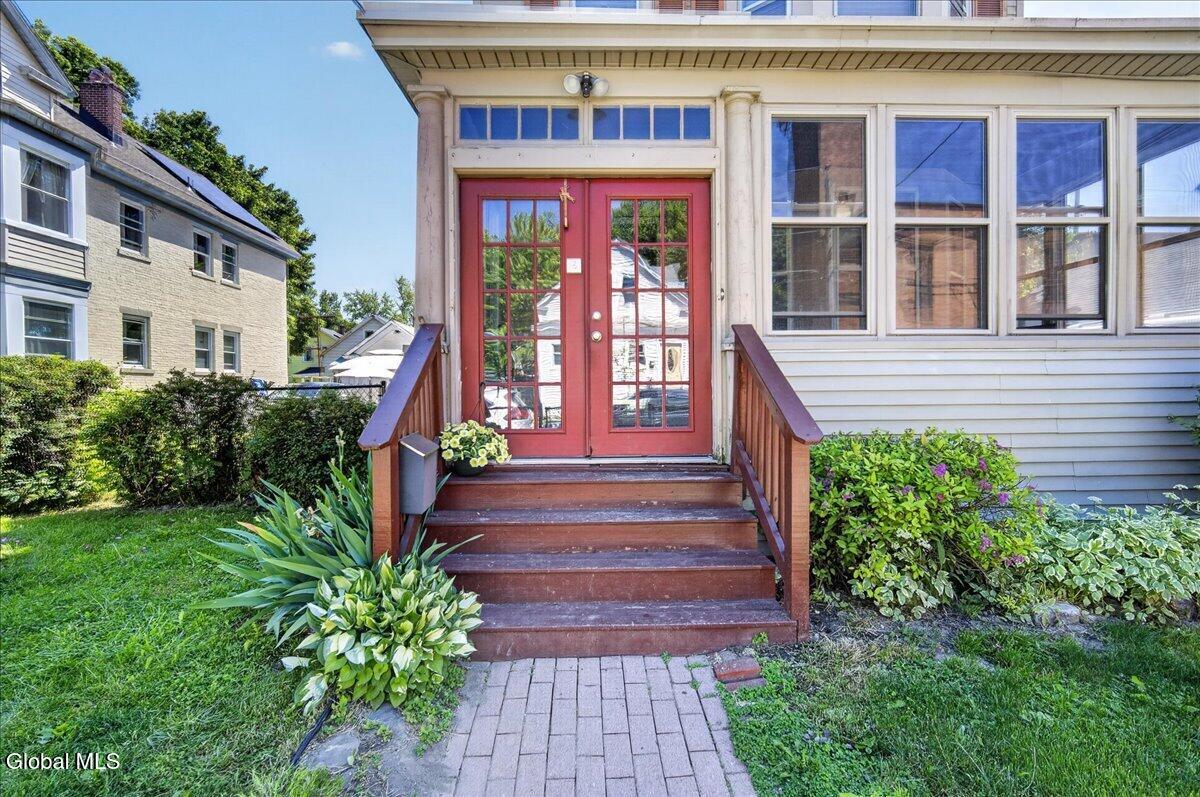 3 Sand Street Albany NY 12209
