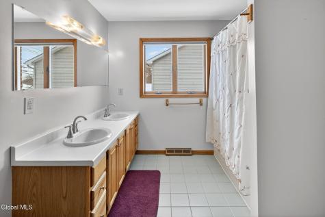 1005 New Scotland Road Albany NY 12208