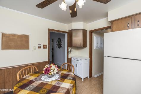 22 Heatherington Street Scotia NY 12302
