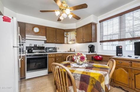 22 Heatherington Street Scotia NY 12302