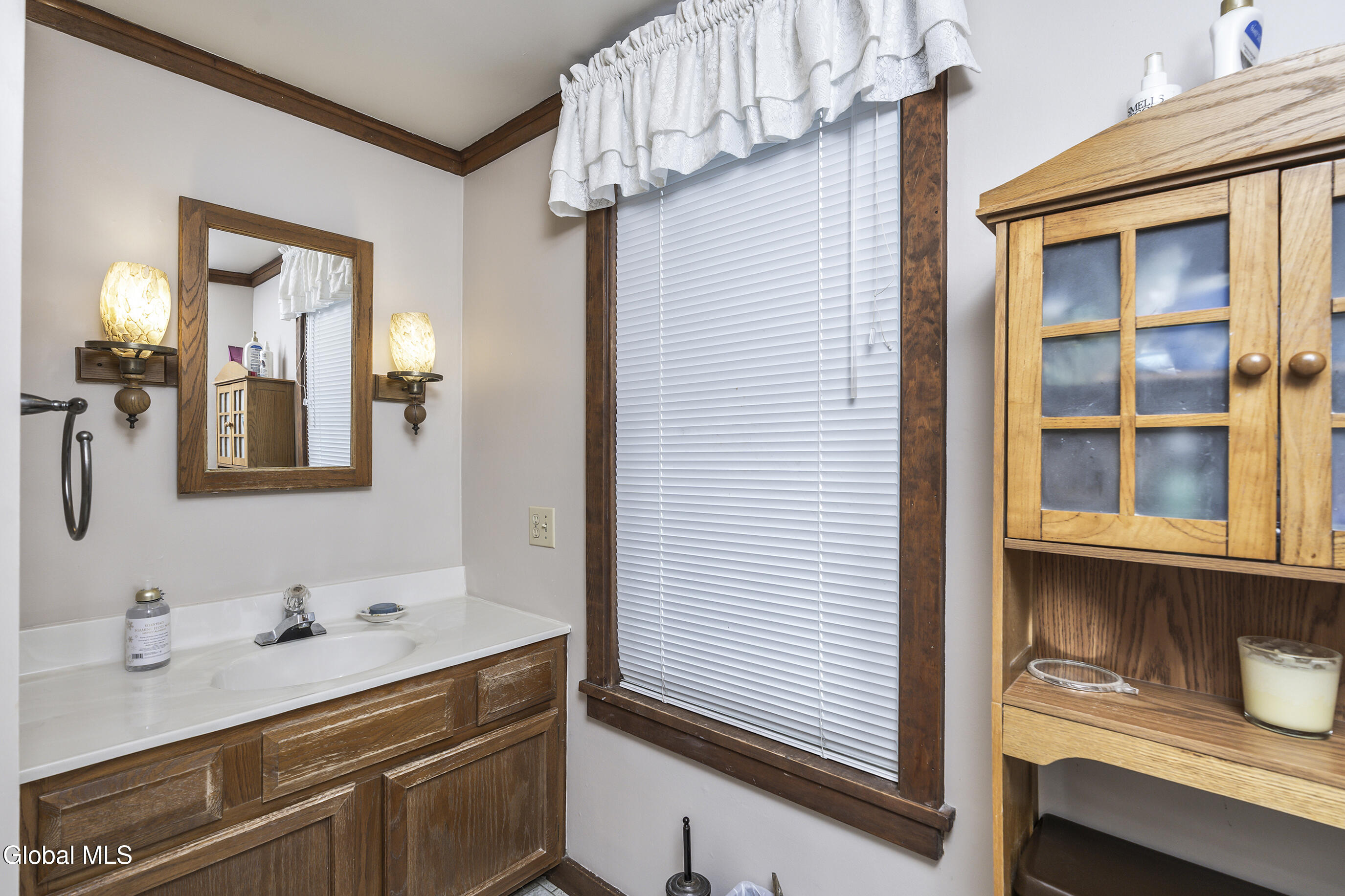 22 Heatherington Street Scotia NY 12302