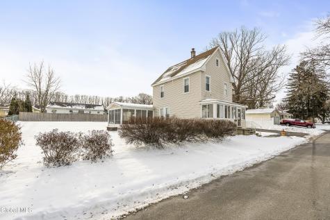 22 Heatherington Street Scotia NY 12302