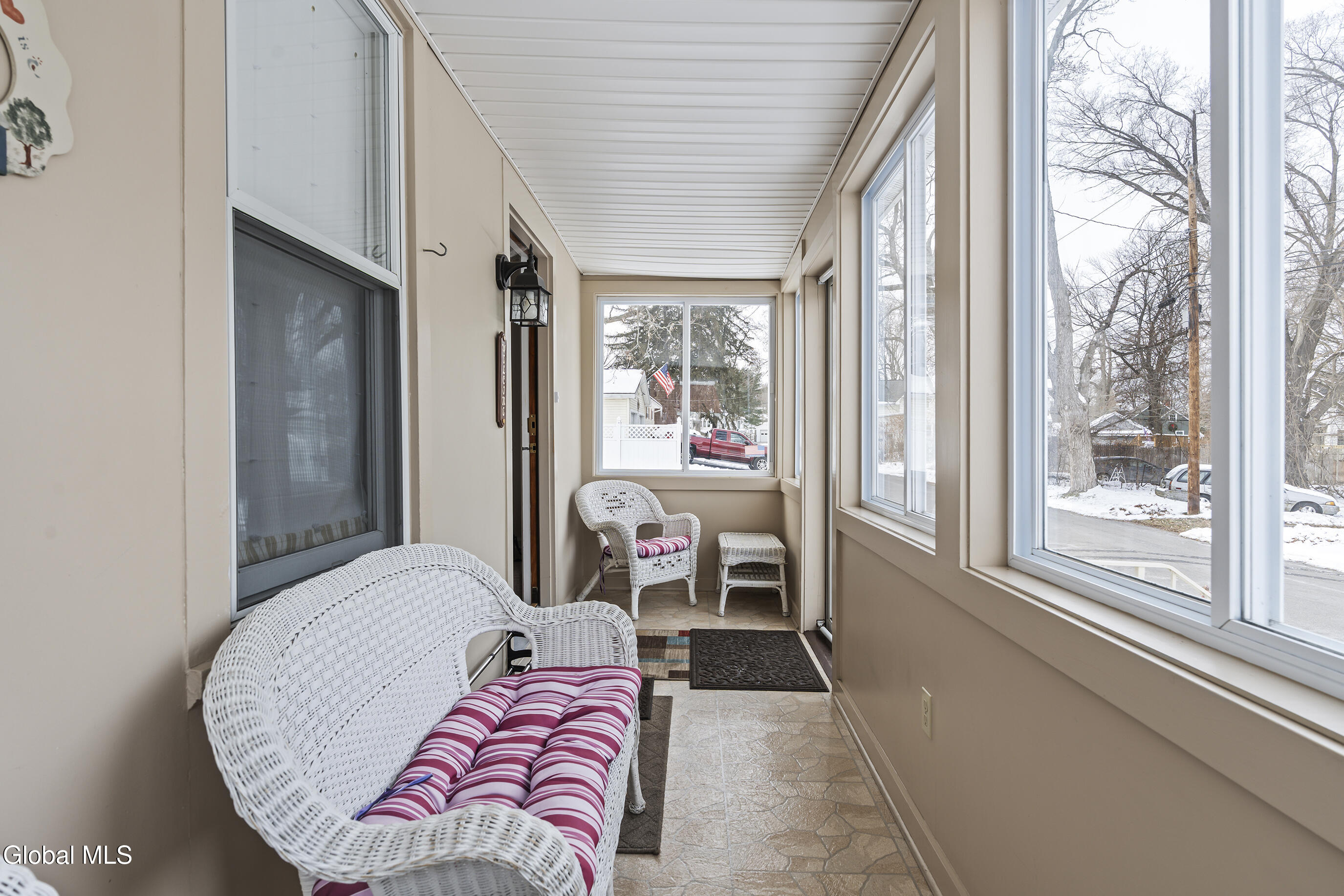 22 Heatherington Street Scotia NY 12302