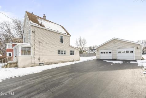 22 Heatherington Street Scotia NY 12302