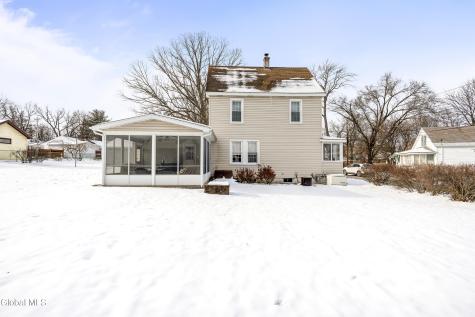 22 Heatherington Street Scotia NY 12302