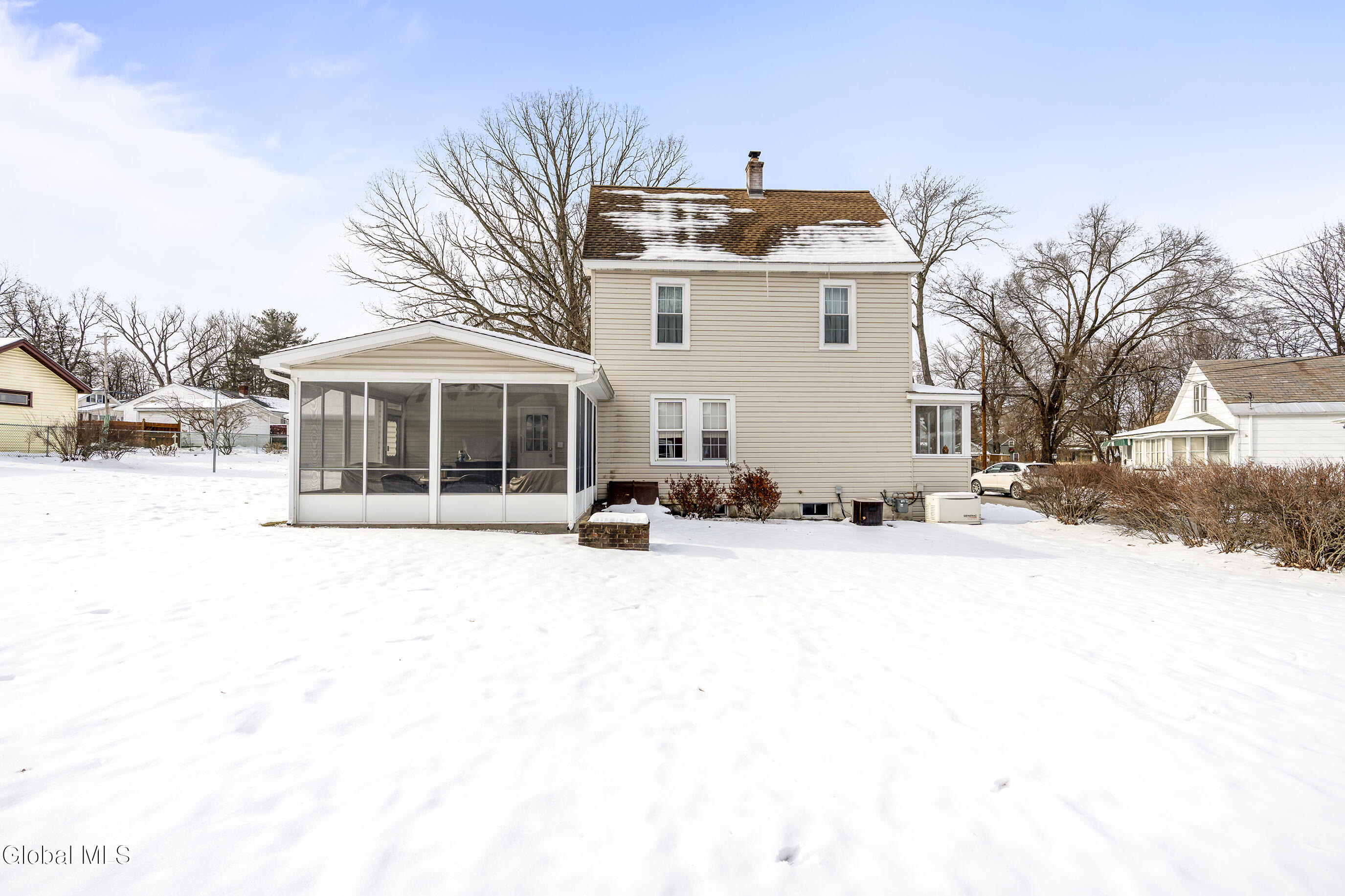22 Heatherington Street Scotia NY 12302