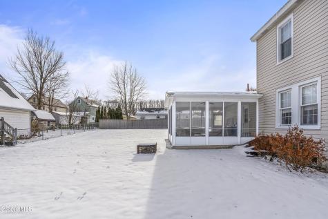 22 Heatherington Street Scotia NY 12302