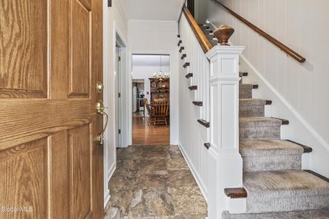 22 Heatherington Street Scotia NY 12302
