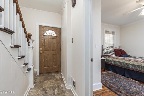 22 Heatherington Street Scotia NY 12302