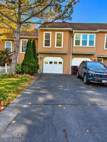 3 Kimberly Court Clifton Park NY 12065