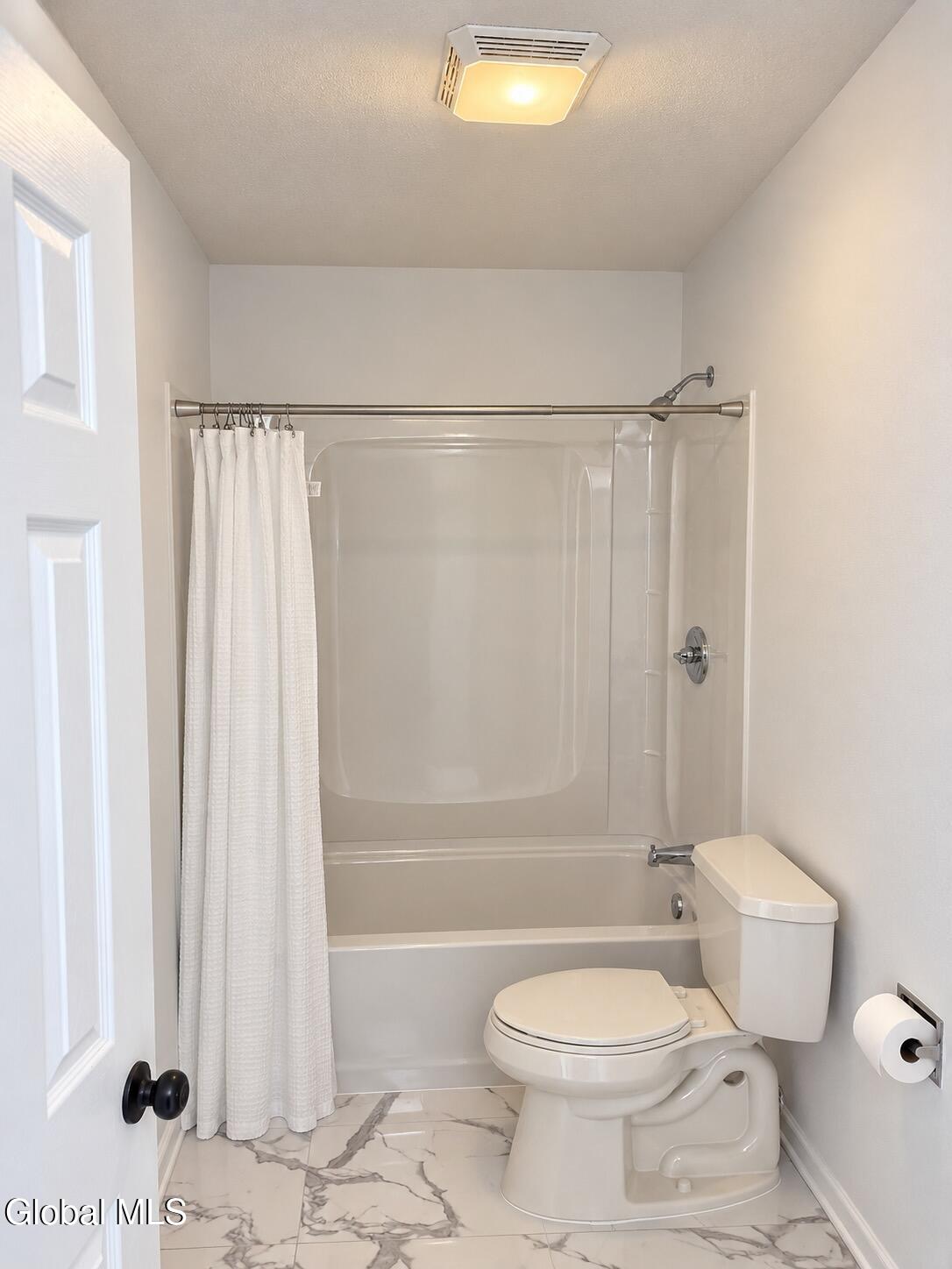3 Kimberly Court Clifton Park NY 12065