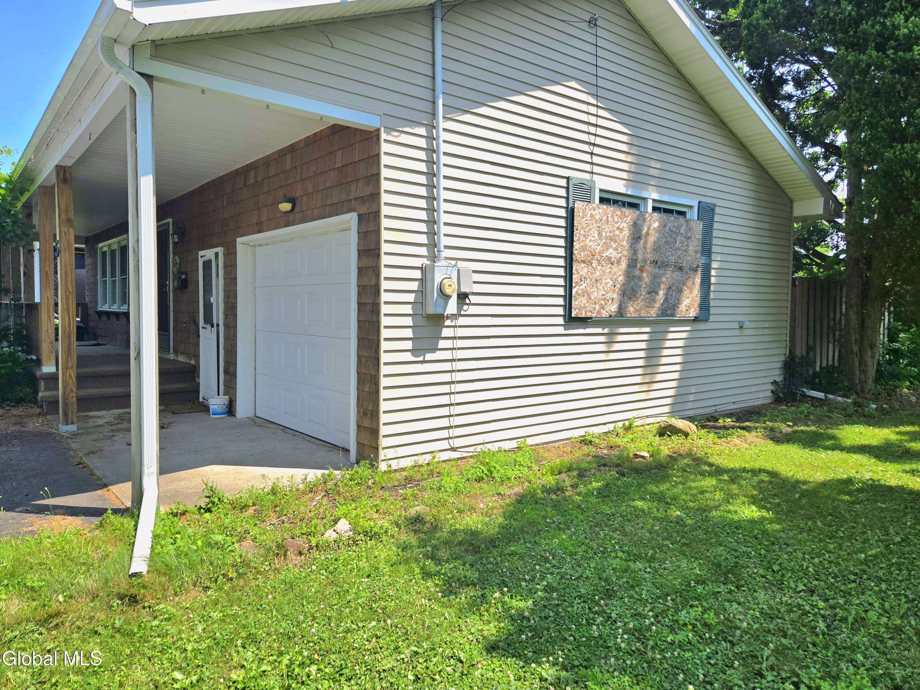 5 Elgin Avenue Massena NY 13662