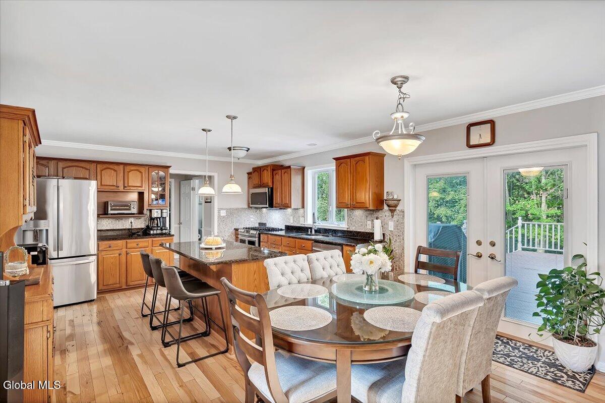 108 Hasgate Drive Delmar NY 12054