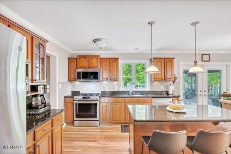 108 Hasgate Drive Delmar NY 12054