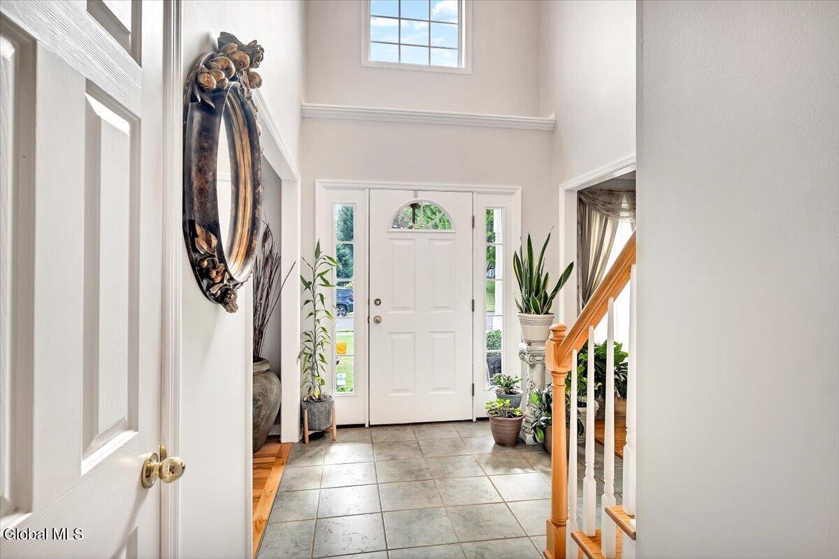 108 Hasgate Drive Delmar NY 12054